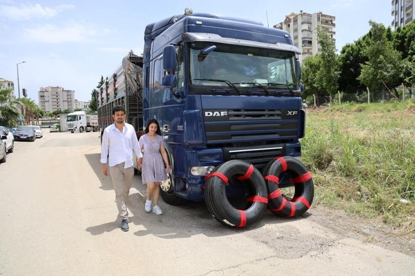 Adana'da damada verilen düğün hediyesi görenleri hayrete düşürdü