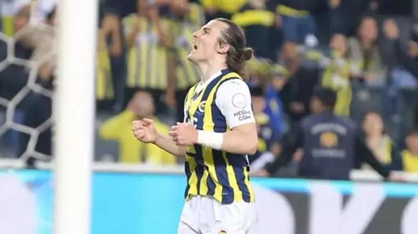 Çağlar Söyüncü, evlenmek için Galatasaray'ın şampiyon olmasını beklemiş! Cengiz Ünder'in görüntüsü olay oldu