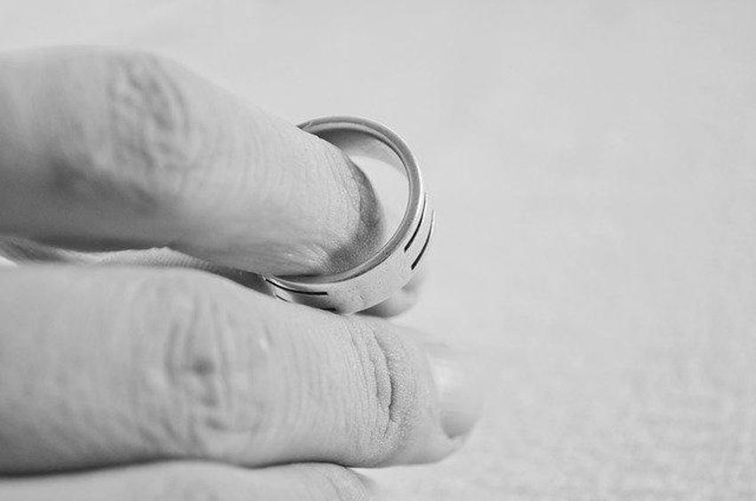 Daha nikah salonunda boşanacağınızı gösteren 5 işaret! Bekarlık sultanlıktır diyebilirsiniz