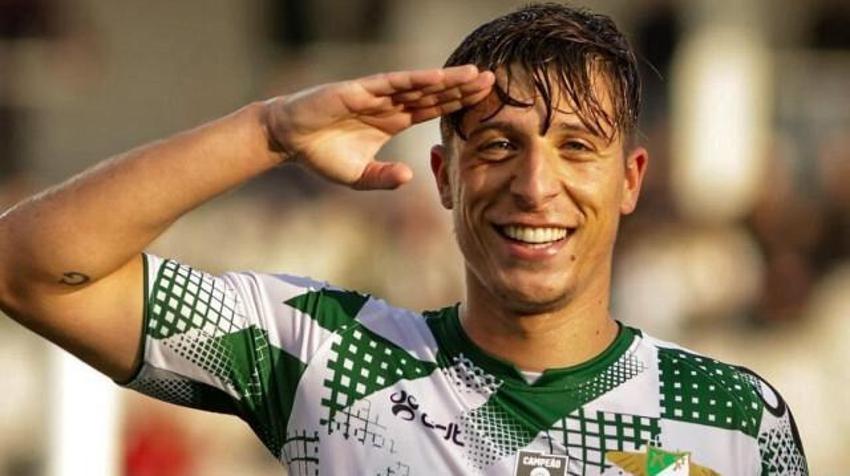 Galatasaray şampiyon oldu ama kafalar yeni sezonda! İlk transfer için düğmeye basıldı