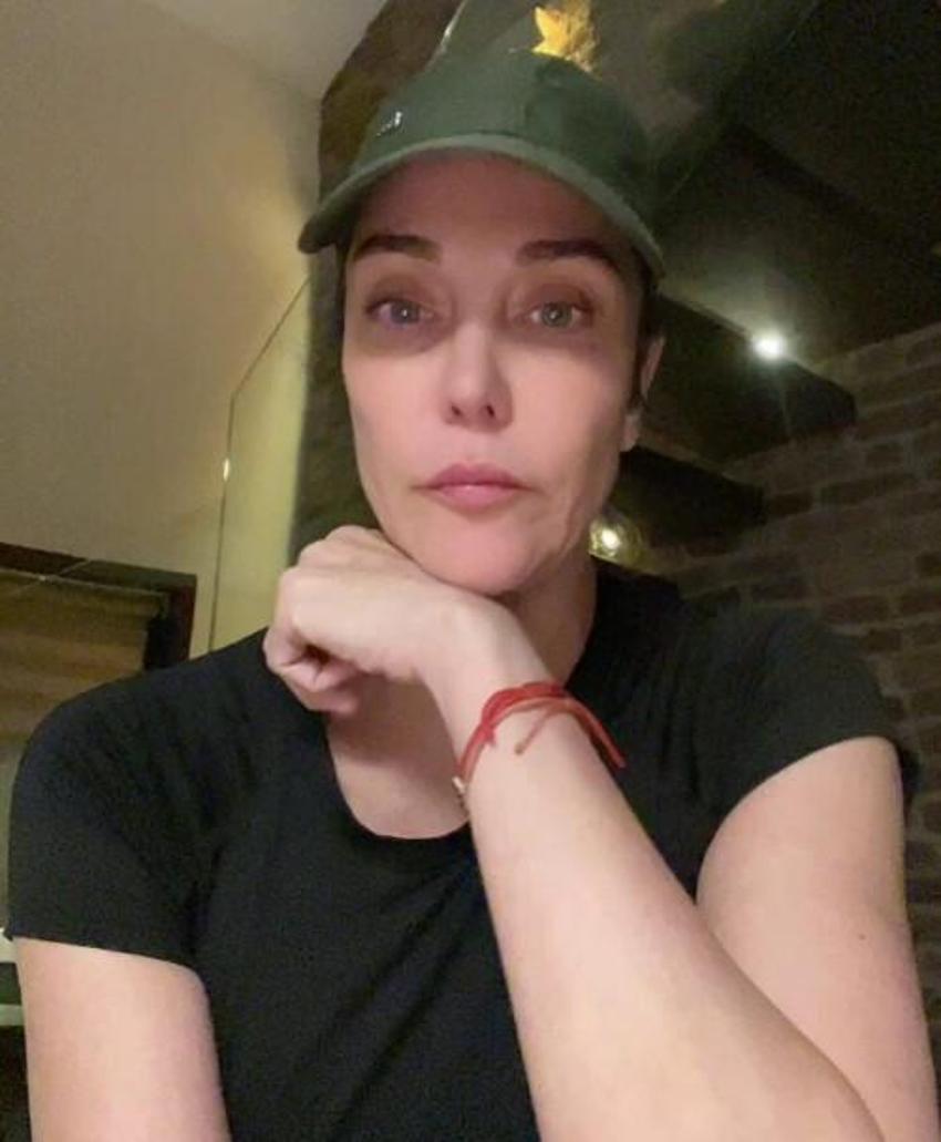 Deniz Akkaya'dan çarpıcı itiraf! "Yine olan bana oldu" deyip devlet korumasına alınan kızının durumunu anlattı! "Teyzem kızımı boğmaya kalktı"