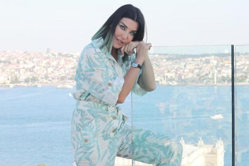 Deniz Akkaya'dan çarpıcı itiraf! "Yine olan bana oldu" deyip devlet korumasına alınan kızının durumunu anlattı! "Teyzem kızımı boğmaya kalktı"