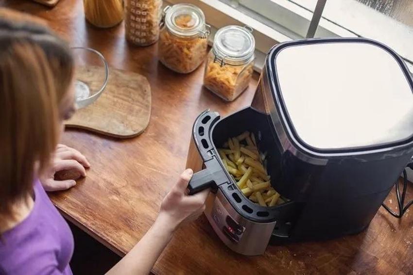 Airfryer kullananların en çok yaptığı hatalar: Herkes bunu yapıyormuş!