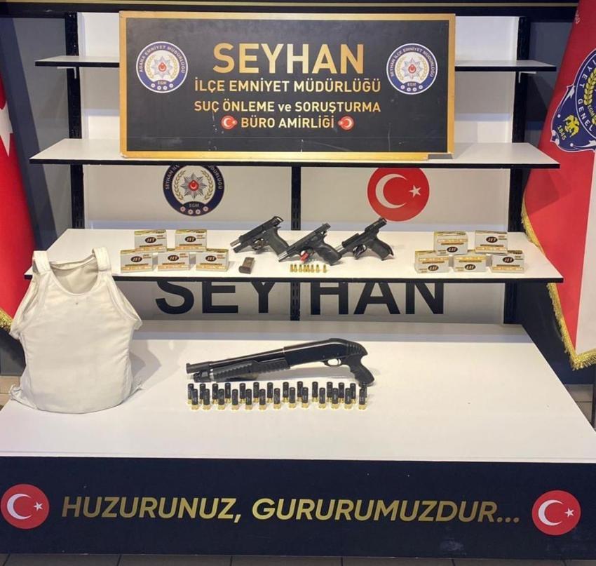 Evinde 2, bahçesinde gömülü 2 silah bulundu; 'İçki içmeye gelenler koymuş olabilir' dedi
