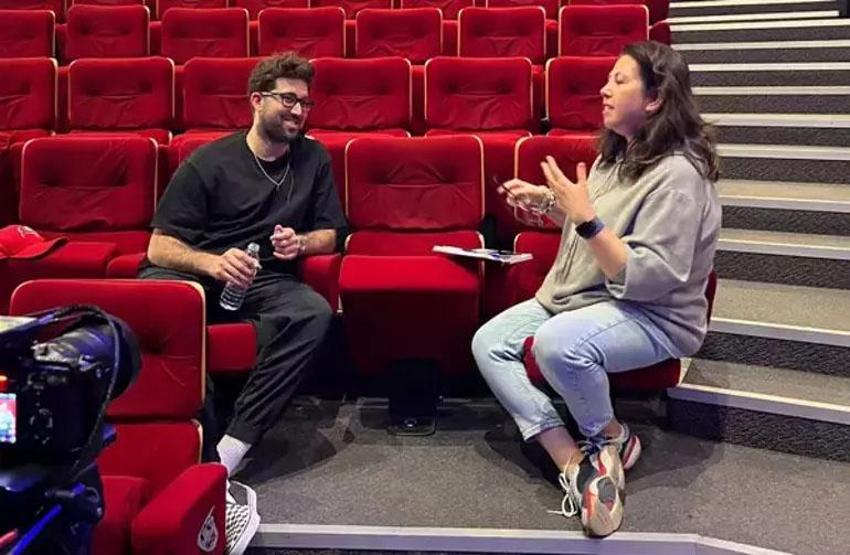 Doğu Demirkol, Ayşe Kırca ile tanışma hikayelerini anlattı! ‘Manifestlemiş miyim ne?’