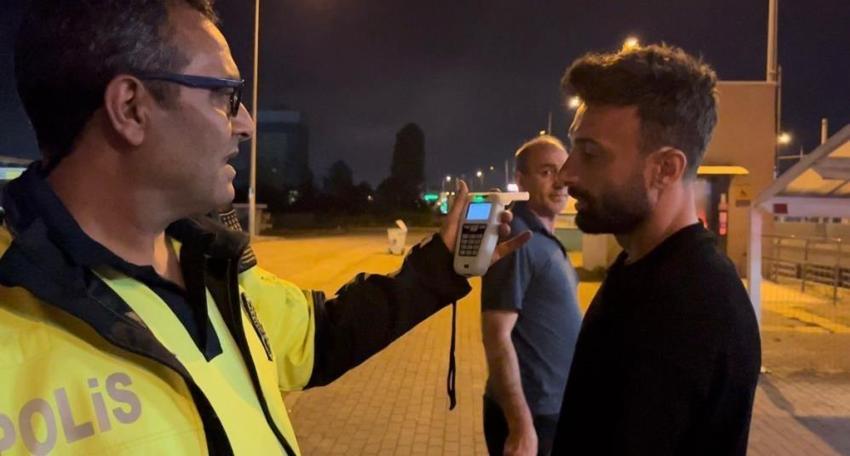Böyle sabır sınavı görülmedi! Alkolmetreyi görünce dili tutuldu