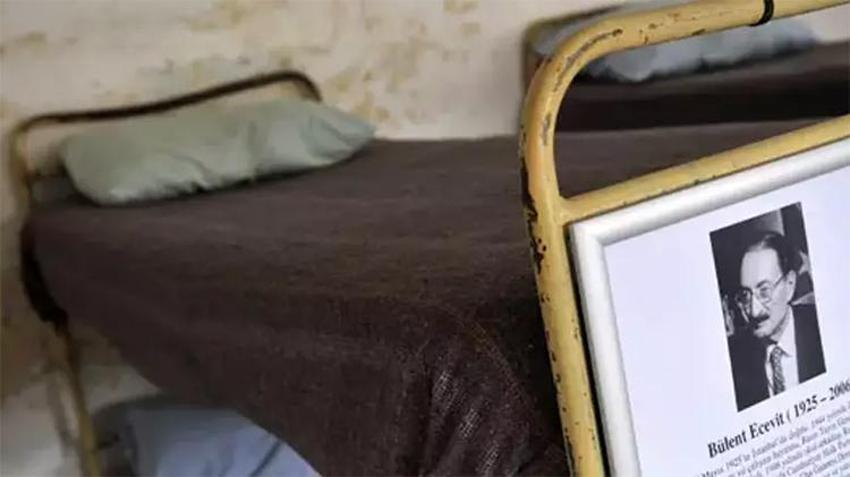 Bülent Ecevit'in anıları bu müzede yaşıyor: Binlerce koleksiyon ziyaretçilerini bekliyor