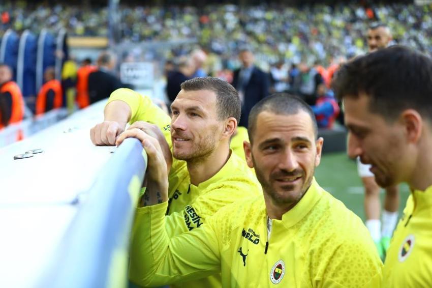 Fenerbahçe'yi dünya konuşacak! Mourinho'dan Galatasaray'a çalım, İlkay Gündoğan'la anlaştı