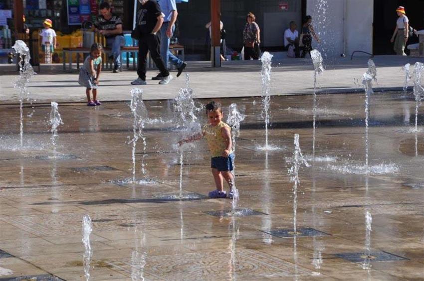 Kavurucu ve yakıcı sıcaklar geliyor! Meteoroloji son hava tahmin raporunu yayınladı: Hafta sonu havalar nasıl olacak?