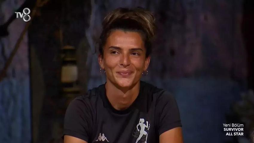 Survivor'da bu da oldu! Oyun öncesi hüngür hüngür ağladı