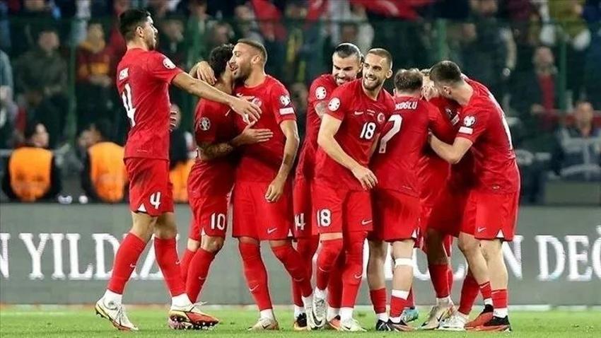 Bugün milli maç mı var? Türkiye İtalya maçı hangi kanalda, saat kaçta? Millilerin maçı şifresiz mi?
