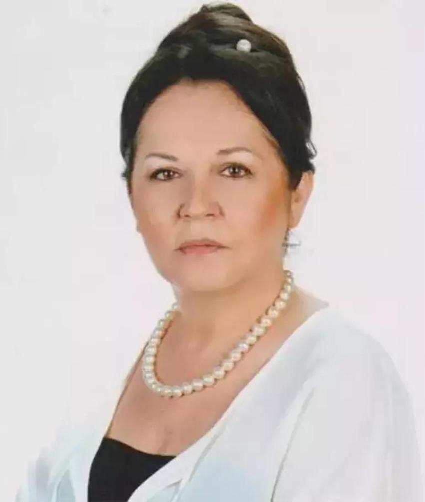 Fatma Karanfil'in hayatı ile ilgili hiç bilinmeyen ayrıntılar ortaya çıktı! Gazetede gördüğü ilan hayatını değiştirdi