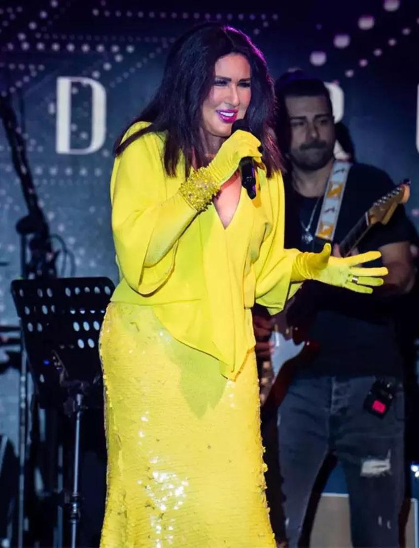 Nükhet Duru'dan Hadise sorusuna yanıt: Türk halkı neyi seçip, neyi seveceğini çok iyi bilir!