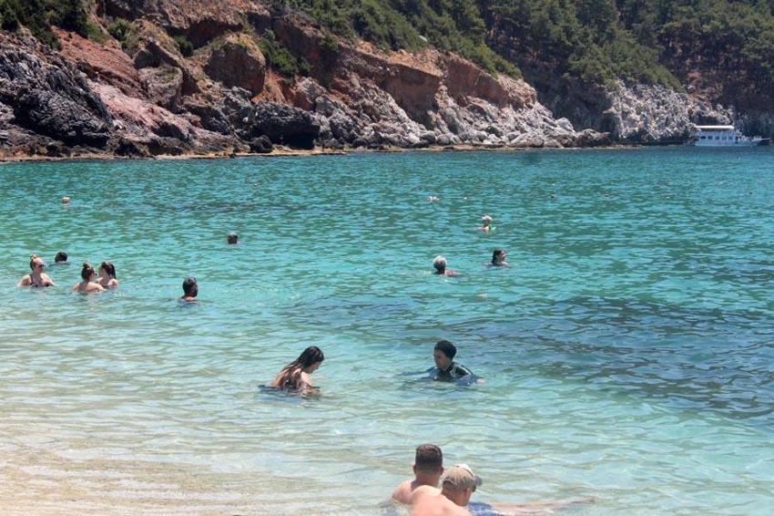 Sıcak havanın yerini sağanak yağışlar alıyor! Meteoroloji 11 ili uyardı: Gök gürültülü ve kuvvetli olacak...