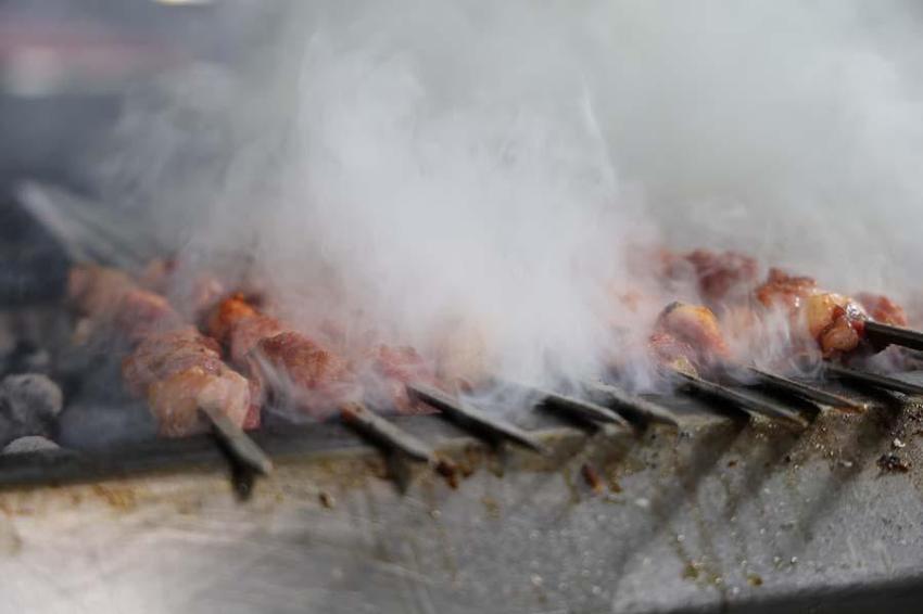 Adanalı kebap ustasından uyarı: "İlk günkü kurban eti sulu olur, kebap olmaz"