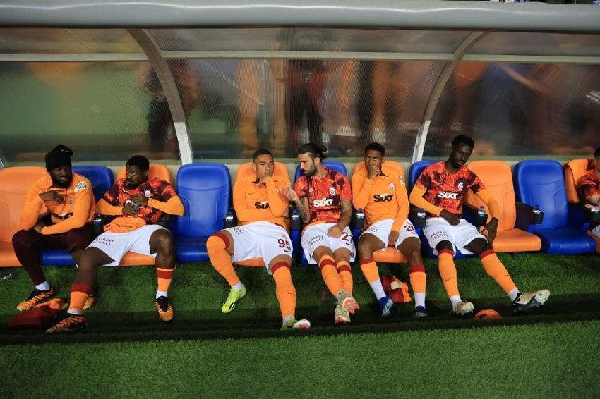 Erden Timur sonrası gidiyor! Mertens'e güle güle, yerine dünya yıldızı 10 numara geliyor