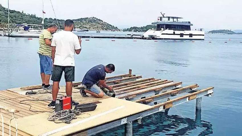 Sahillerdeki kaçak yapılar tek tek yıkılıyor