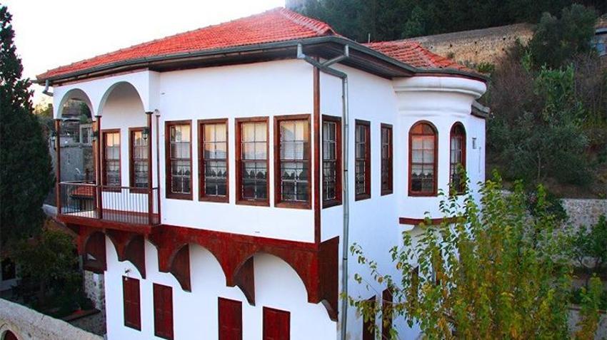Arıkan Konağı Adana'nın tarihine ışık tutuyor