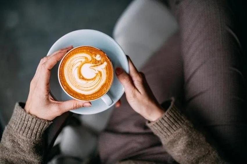 Latte, espressyo ya da kapuçino… İçtiğiniz kahve karakterinizi ele veriyor! En zekiler genelde o kahveyi tercih ediyor