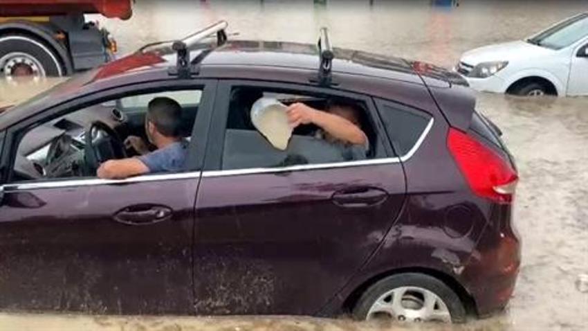 Sağanak yağışlar geri dönüyor! Hava sıcaklığı 5 derece birden düşecek, Ege'de kuvvetli rüzgar uyarısı