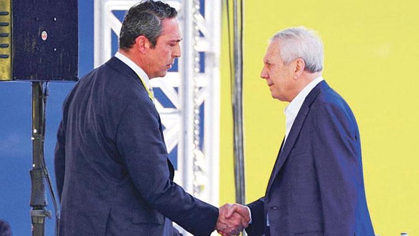 Fenerbahçe'de tarihi buluşma! Başkan adayları Ali Koç ve Aziz Yıldırım canlı yayında karşı karşıya geldi