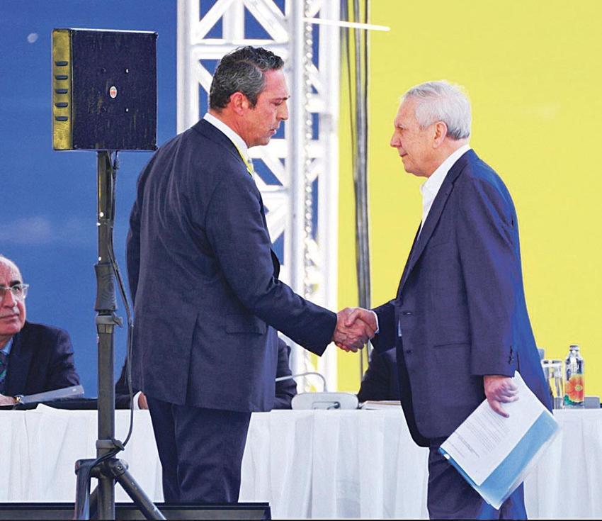 Fenerbahçe'de tarihi buluşma! Başkan adayları Ali Koç ve Aziz Yıldırım canlı yayında karşı karşıya geldi