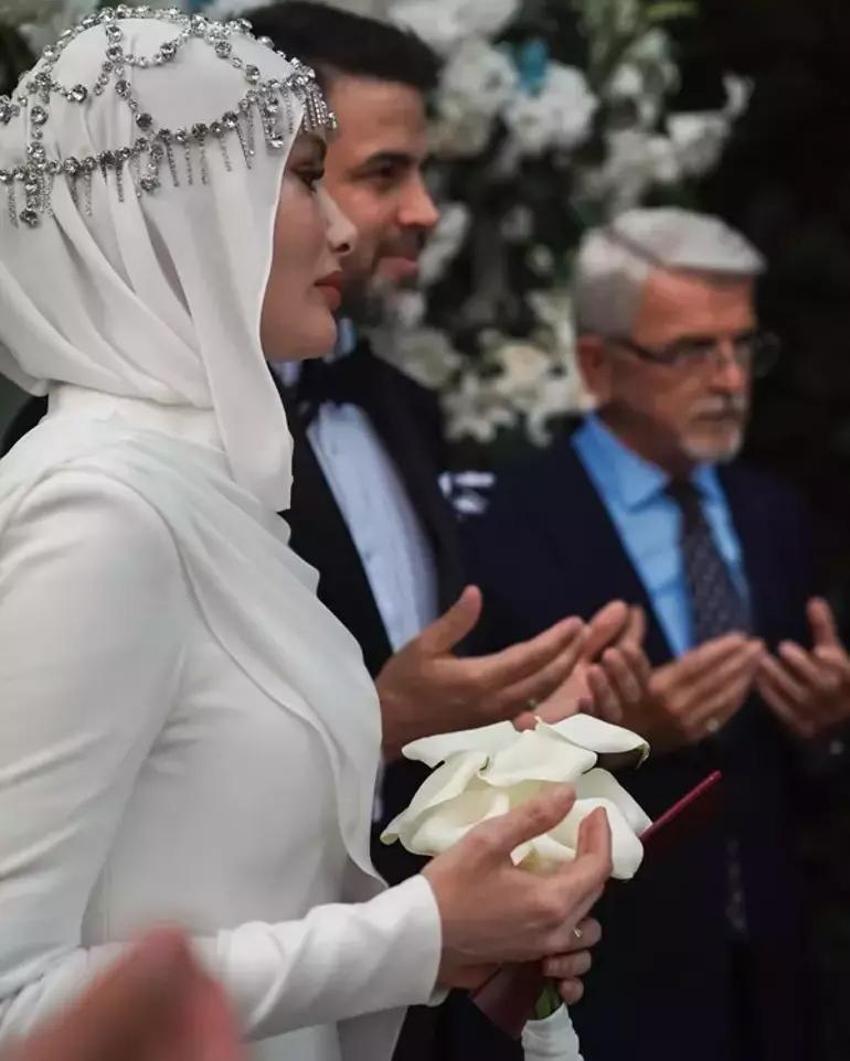Gamze Özçelik ile nikah masasına oturan Reshad Strik'ten duygusal paylaşım