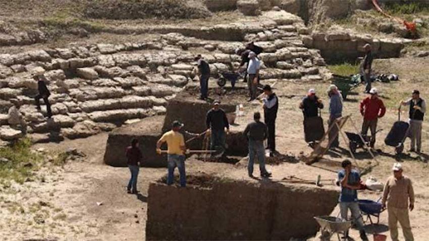 Magarsus Antik Kenti'nde antik tiyatro restore ediliyor 