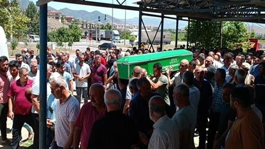9 kişinin öldüğü kazada ağır yaralanan kadın, 36 günlük yaşam savaşını kaybetti