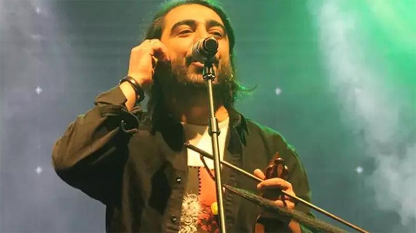 Toplu taşımaya binen ünlüler kervanına Selçuk Balcı da katıldı