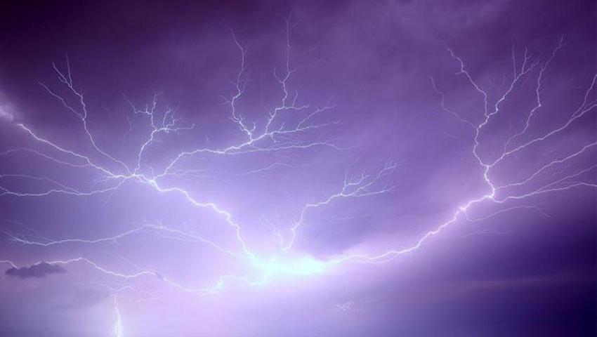 Kuvvetli rüzgar ve gök gürültülü sağanak yağış geliyor! Meteoroloji yeni raporu yayınlayarak birçok ili uyardı