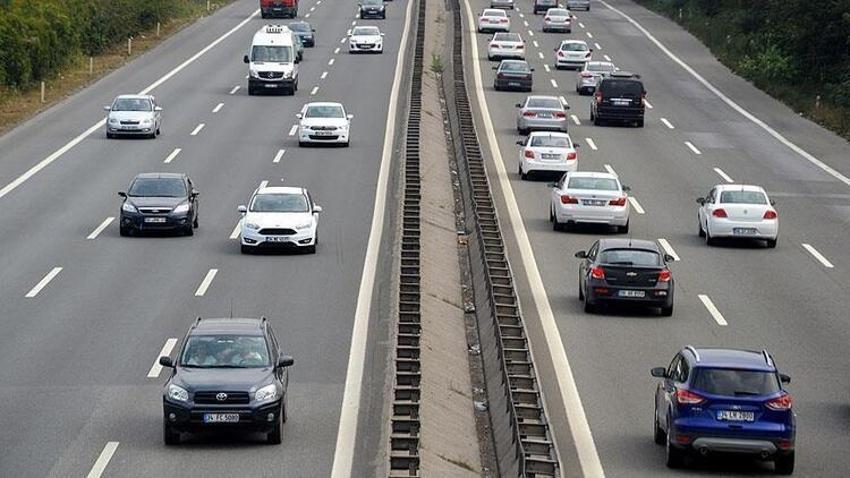 Araba fiyatları düştü, galericiler kepenk kapattı! Sürpriz oran