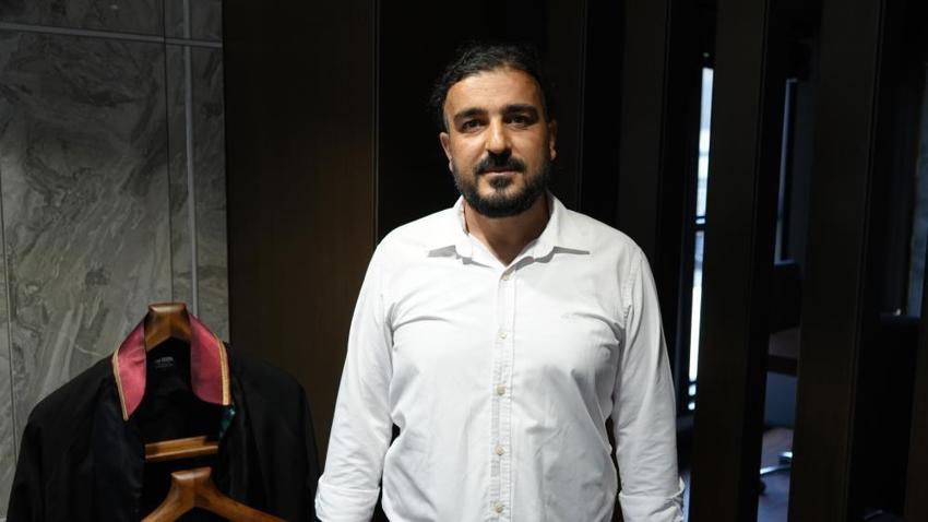 İş yerine kalaşnikofla saldırdı!