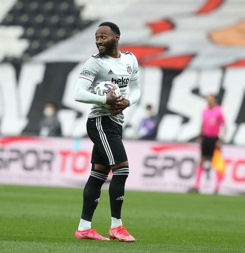 Galatasaray'dan sürpriz transfer! Eski Beşiktaşlı geliyor...