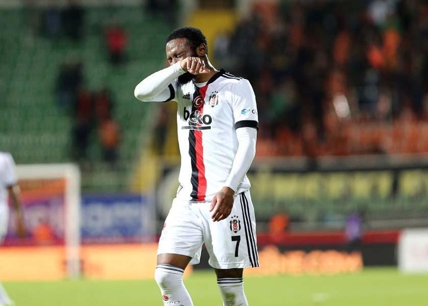 Galatasaray'dan sürpriz transfer! Eski Beşiktaşlı geliyor...