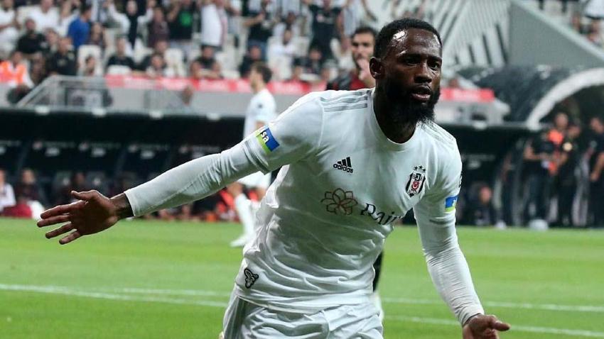 Galatasaray'dan sürpriz transfer! Eski Beşiktaşlı geliyor...