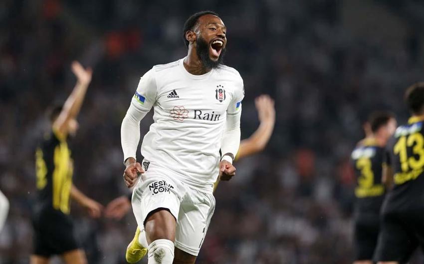 Galatasaray'dan sürpriz transfer! Eski Beşiktaşlı geliyor...