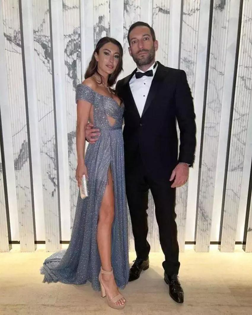 Merve Oflaz plajda rüzgar gibi esti! Kızım'la deniz keyfi 