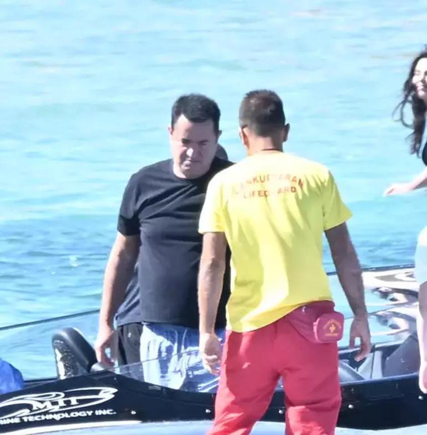 Acun Ilıcalı sürat teknesinde hız tutkusunu konuşturdu