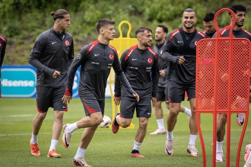 Arda Güler ilk 11'de oynayacak mı? Montella kararını değiştirdi, küplere binecek