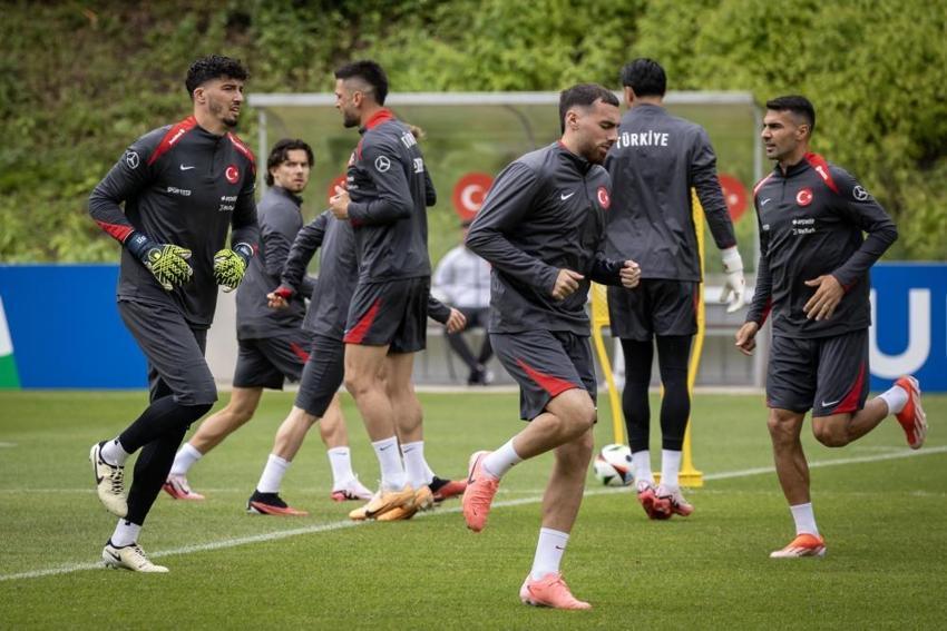 Arda Güler ilk 11'de oynayacak mı? Montella kararını değiştirdi, küplere binecek