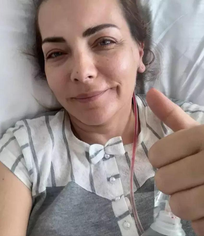 Beyin ameliyatı olmuştu! Burcu Kara ailesiyle yurt dışına tatile çıktı