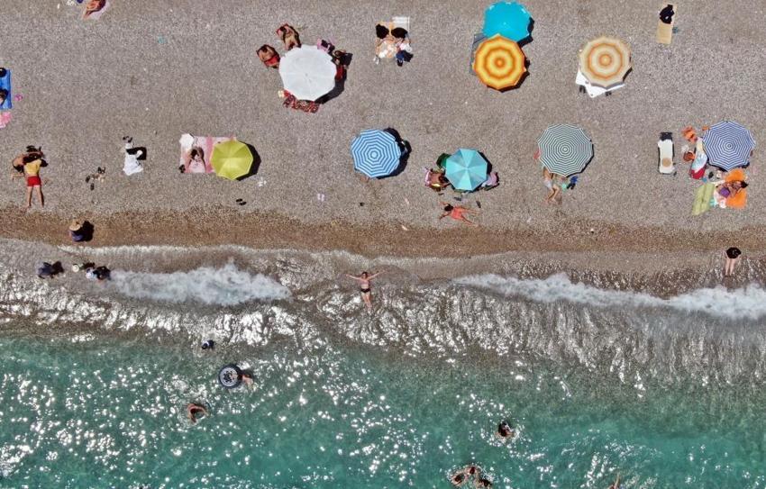Bir günlük otel fiyatına 1 ay tatil yapılıyor: Antalya'da karavanla tatil imkanı yükselişte