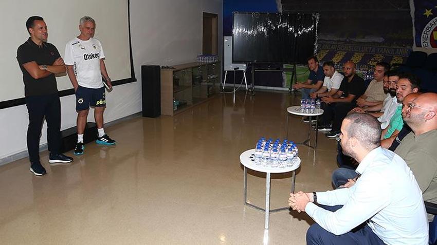 Herkes dünya yıldızı beklerken Ali Koç şaşırttı! Çifte transferi resmen açıkladı