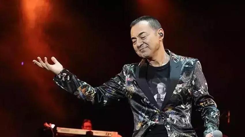 Serdar Ortaç'ın TikTok hesabı kapatıldı! Canlı yayında alkol kullandı
