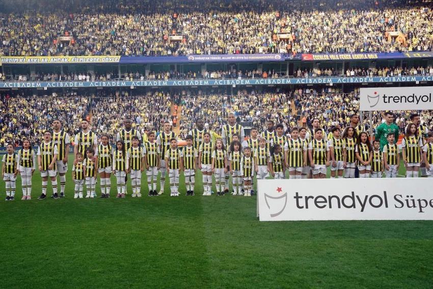Ferdi Kadıoğlu Fenerbahçe'den ayrılıyor! Dünya devine 'evet' dedi, tarihi bonservis