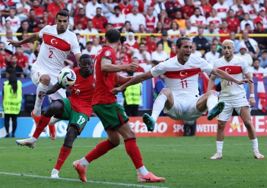 Türkiye-Portekiz maçında sahaya giren Türk gündem oldu! 'Tuvalete gidiyorum' deyip bombayı patlattı