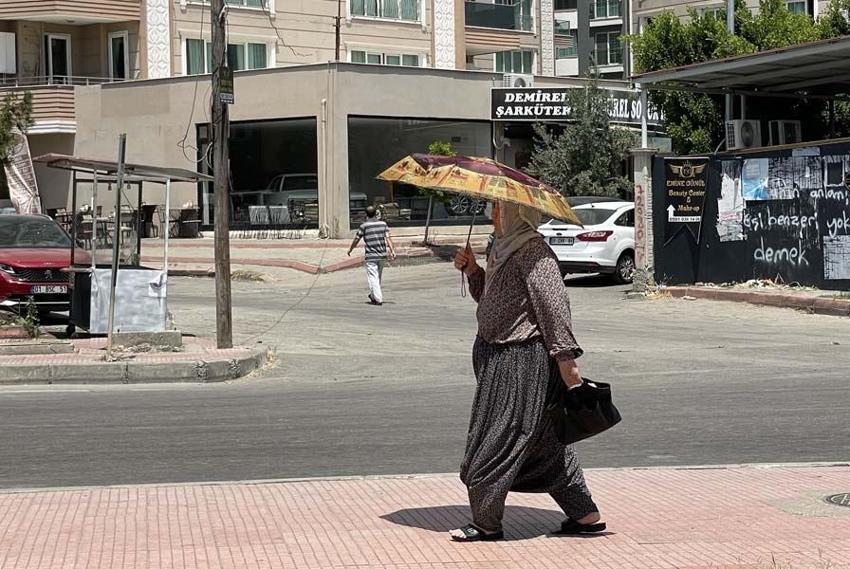 Adana resmen alev aldı: Termometreler başka hissedilen sıcaklık başka! Uzmanlardan hayati uyarı geldi 