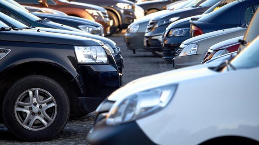 Araba alacaklar dikkat! Kredi faizlerinde rüzgar tersine döndü, işte son durum...
