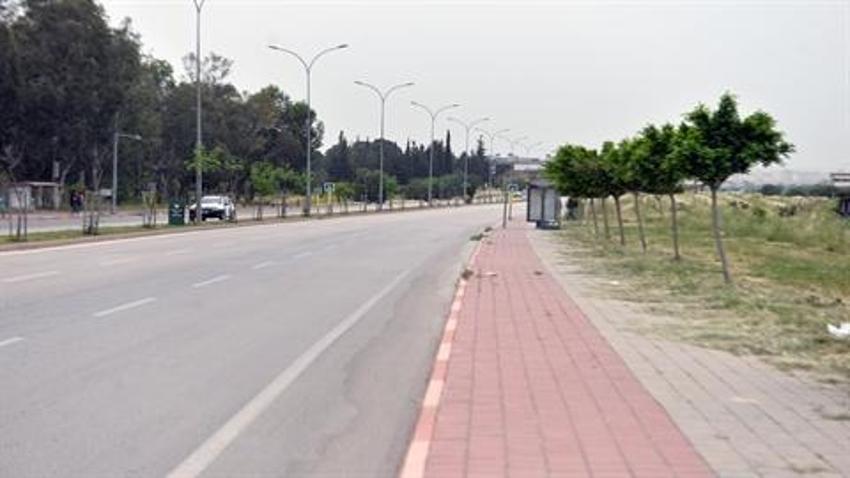 Seyir halindeki otobüsten düşüp hayatını kaybeden kadının davası başladı! Sanık şoför: Dengesini kaybetti